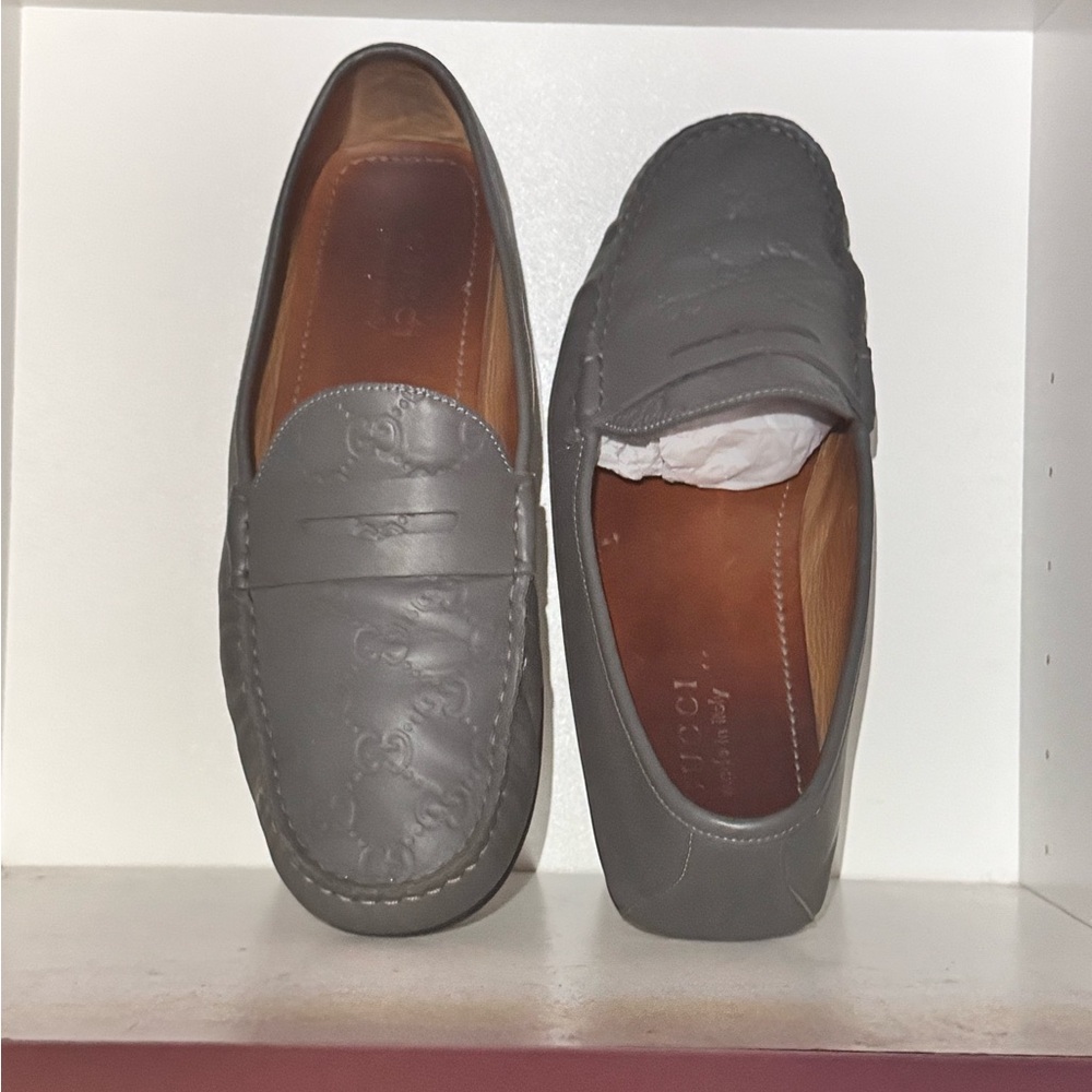 Gucci Gray Leather Loafers for Men